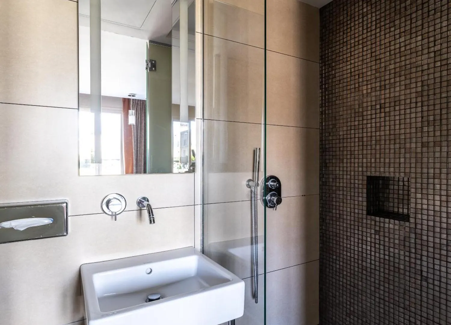 Minerve Hotel 3*