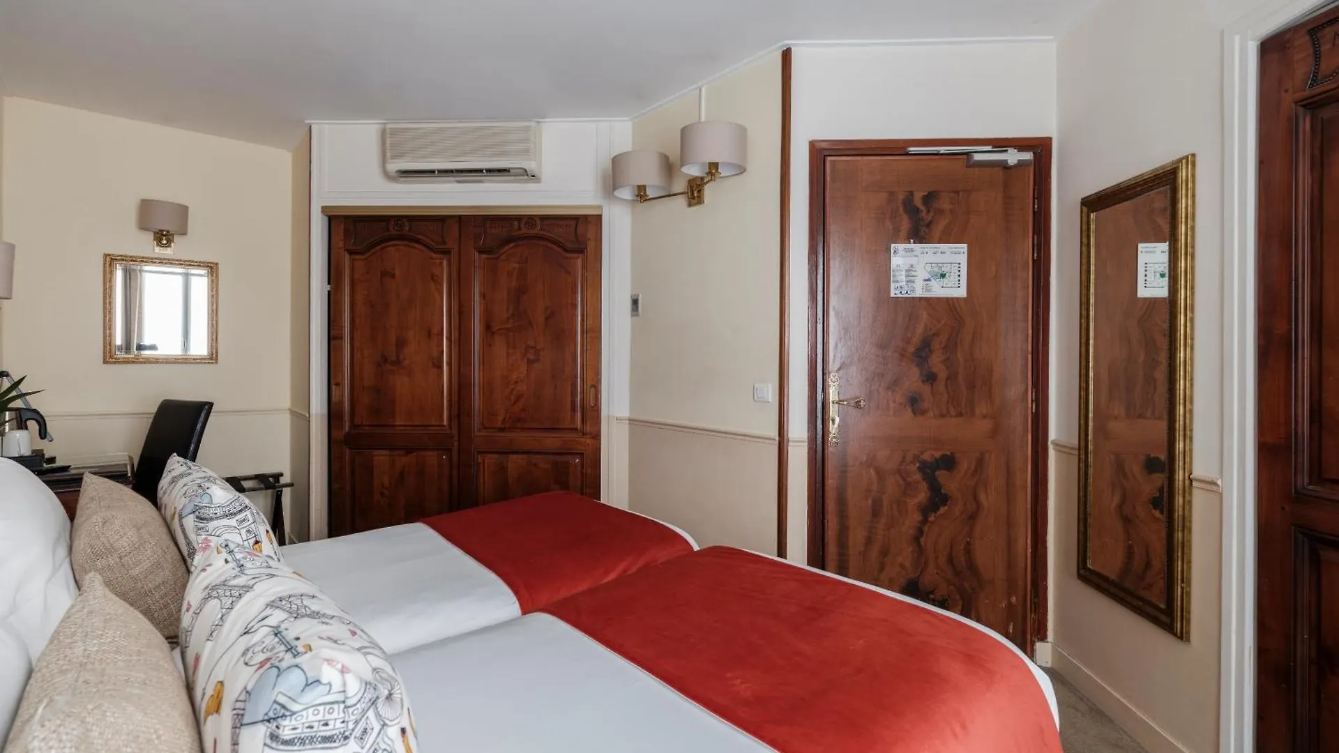 Hotel Minerve Paris