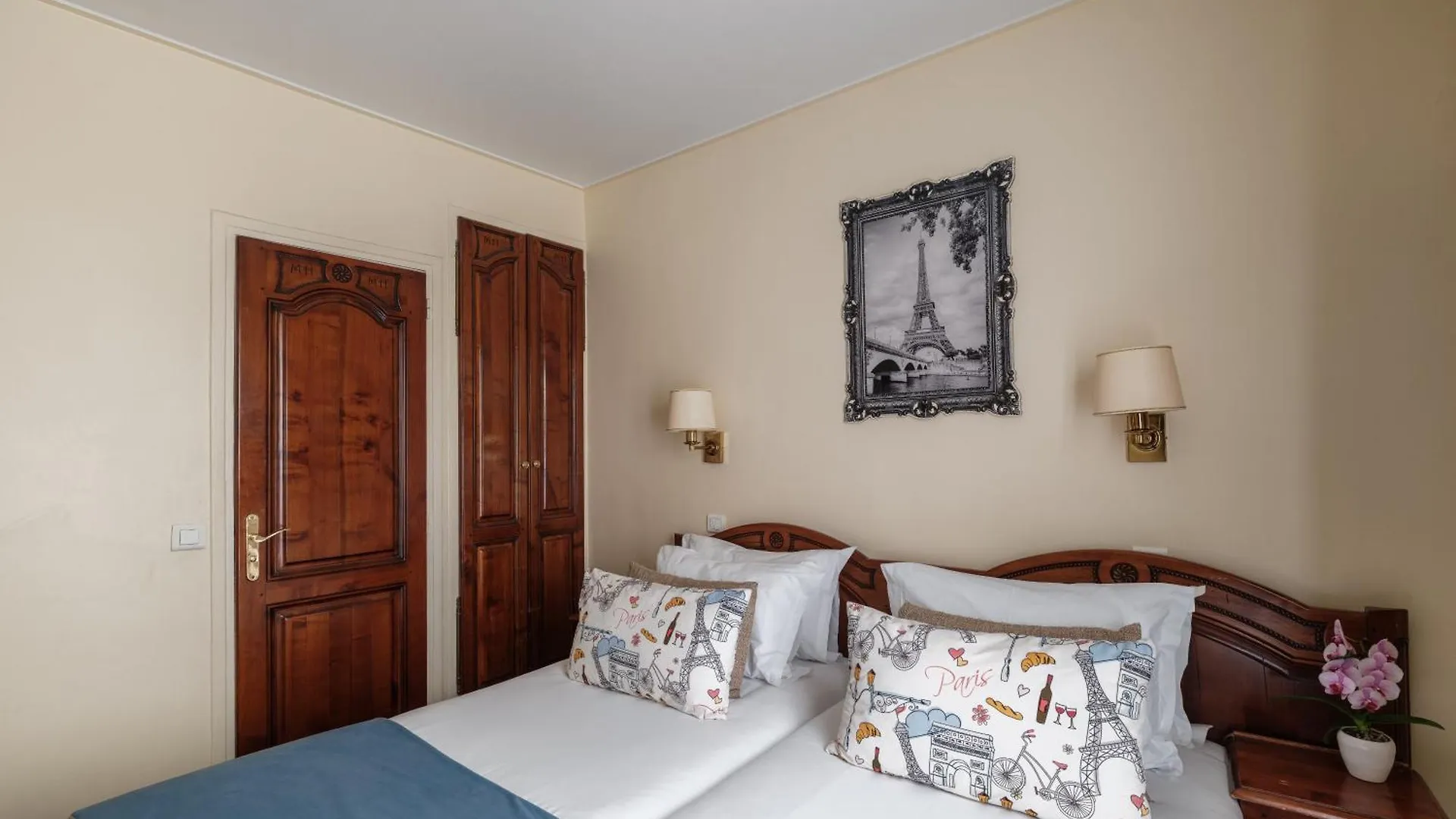 Minerve Hotel Paris