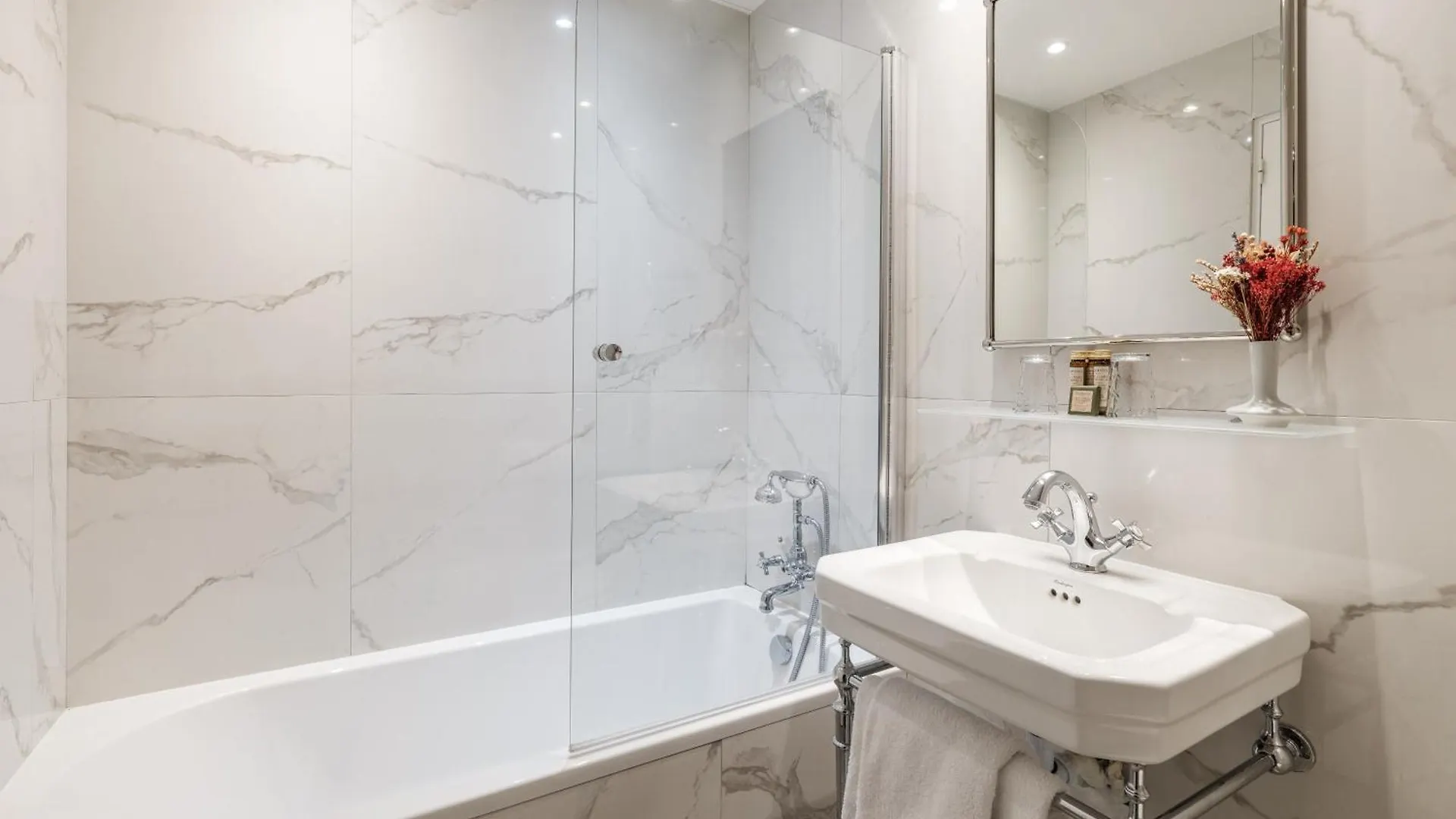 Hotel Minerve Paris